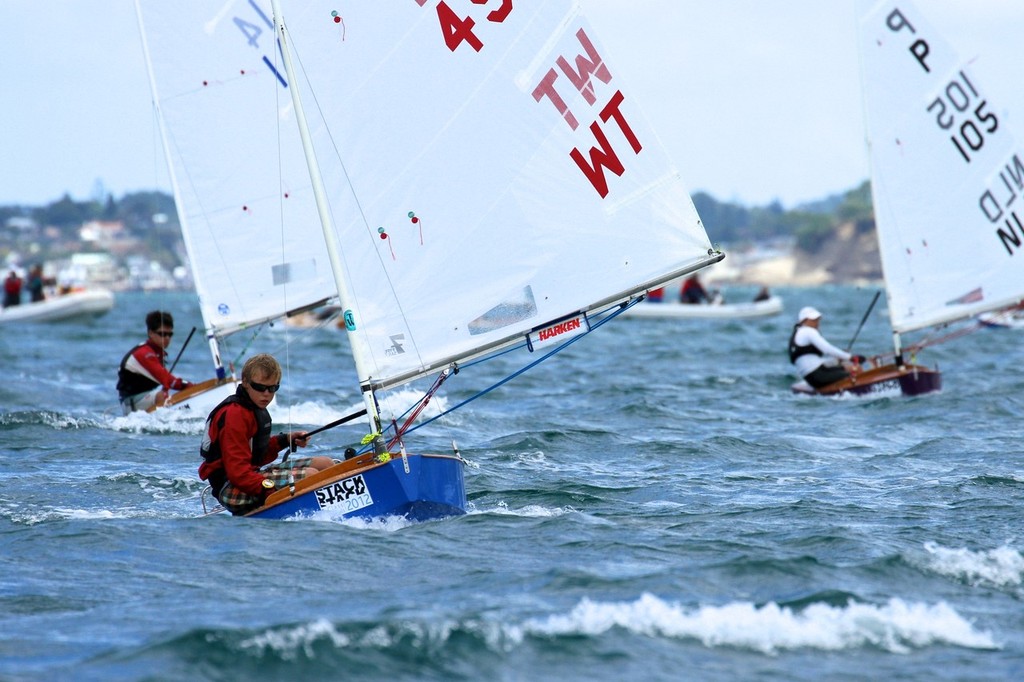 January 16, 2011-Pclass-Load (3) - Final Race, 2012 Stack P class Tauranga Cup, Murray’s Bay © Richard Gladwell www.photosport.co.nz